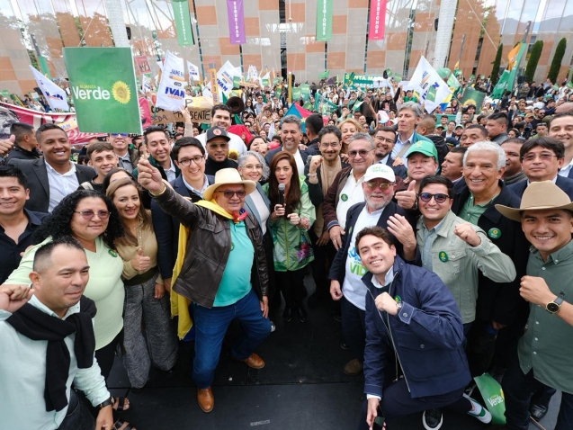 campana_ivan_cepeda